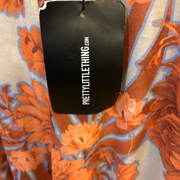 NWT- PrettyLittleThing orange floral print wide-leg pants. - Picture 4 of 8